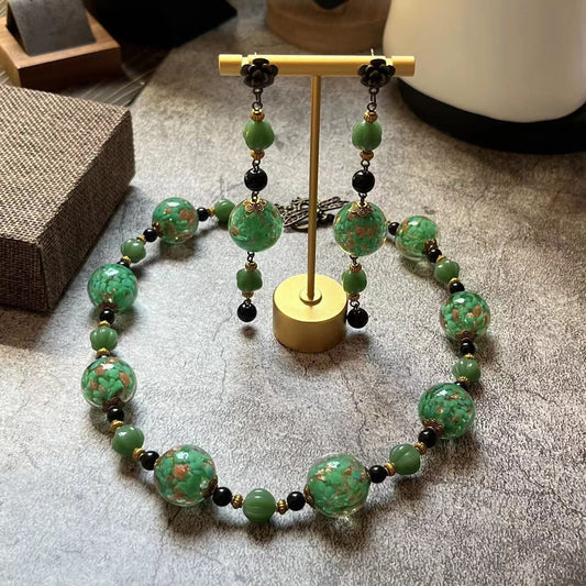 Boucles d'oreilles en métal et maille pour femme