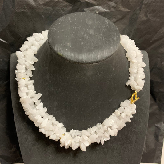 Off White Crystal Woman Collarbone Necklace