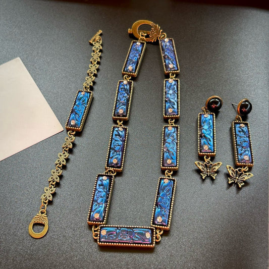 Boucles d'oreilles en métal et maille pour femme