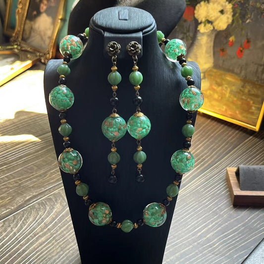 Boucles d'oreilles en métal et maille pour femme