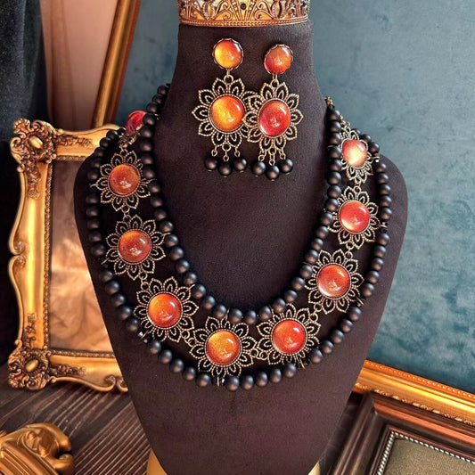 Colored Glaze Liquorice Red Woman Necklace